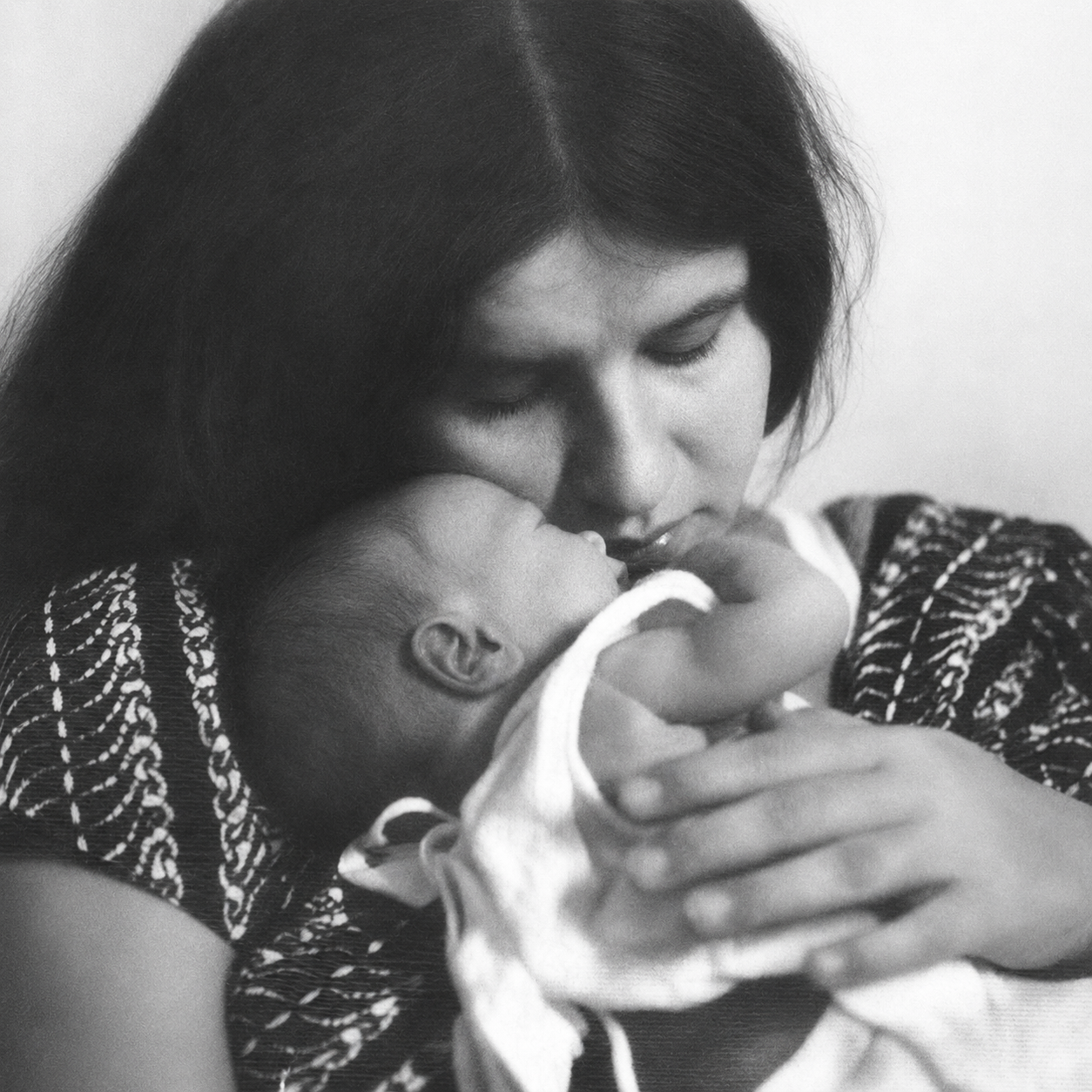 Binti Brindamour as a baby with Biruté Galdikas at 11 days old.